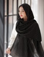 شال برشکا ارکیده سفیدمشکی طرح میکس 6 طرح در جین سری  60 تایی - Image 2